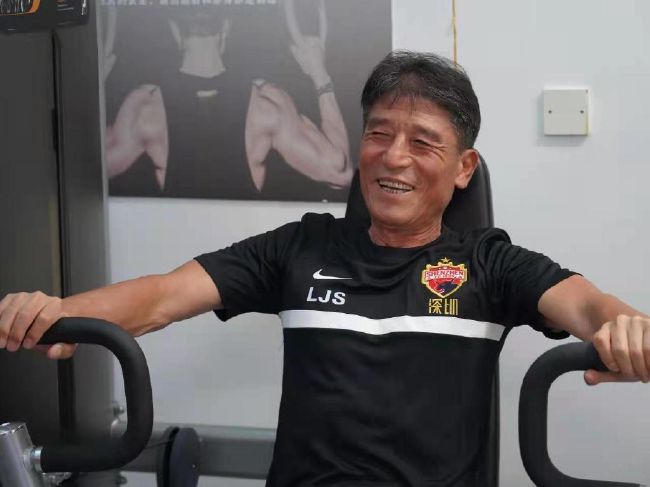 日本成年一区久久综合